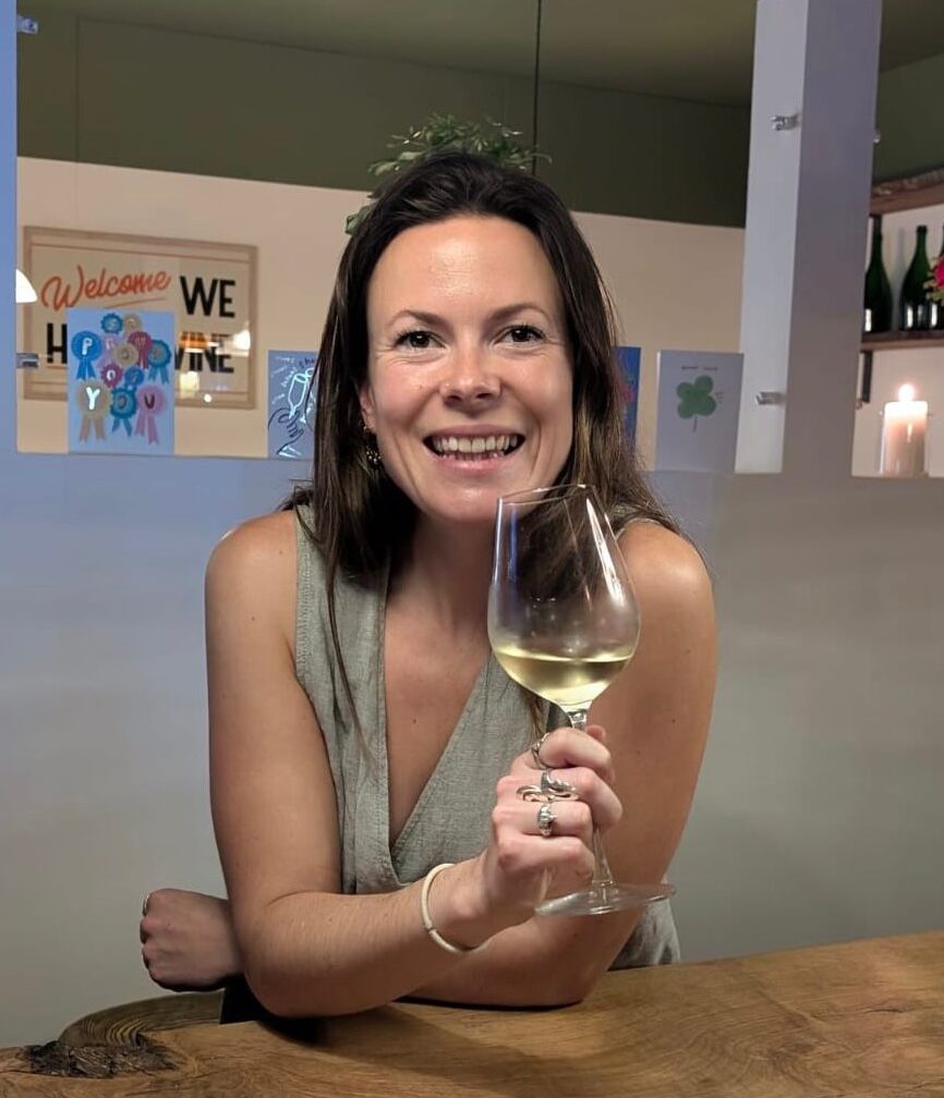 Faye Buckle Image
